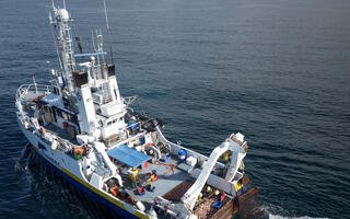 Le navire océanographique Thalia lors de la campagne océanographique COSB 2022 menée pour évaluer les stocks de coquilles Saint-Jacques en baie de Saint-Brieuc