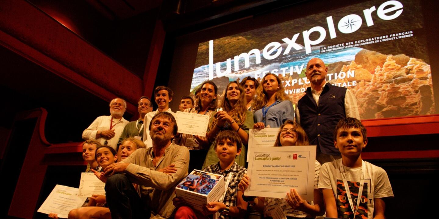 Remise des Prix de la compétition Lumexplore Junior en présence de Nicolas Hulot en 2019