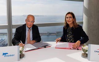 Tanya Saadé Zeenny, Directrice générale déléguée du Groupe CMA CGM, et François Houllier, Président-Directeur général de l’Ifremer, ont signé un accord-cadre de soutien à la recherche en sciences marines